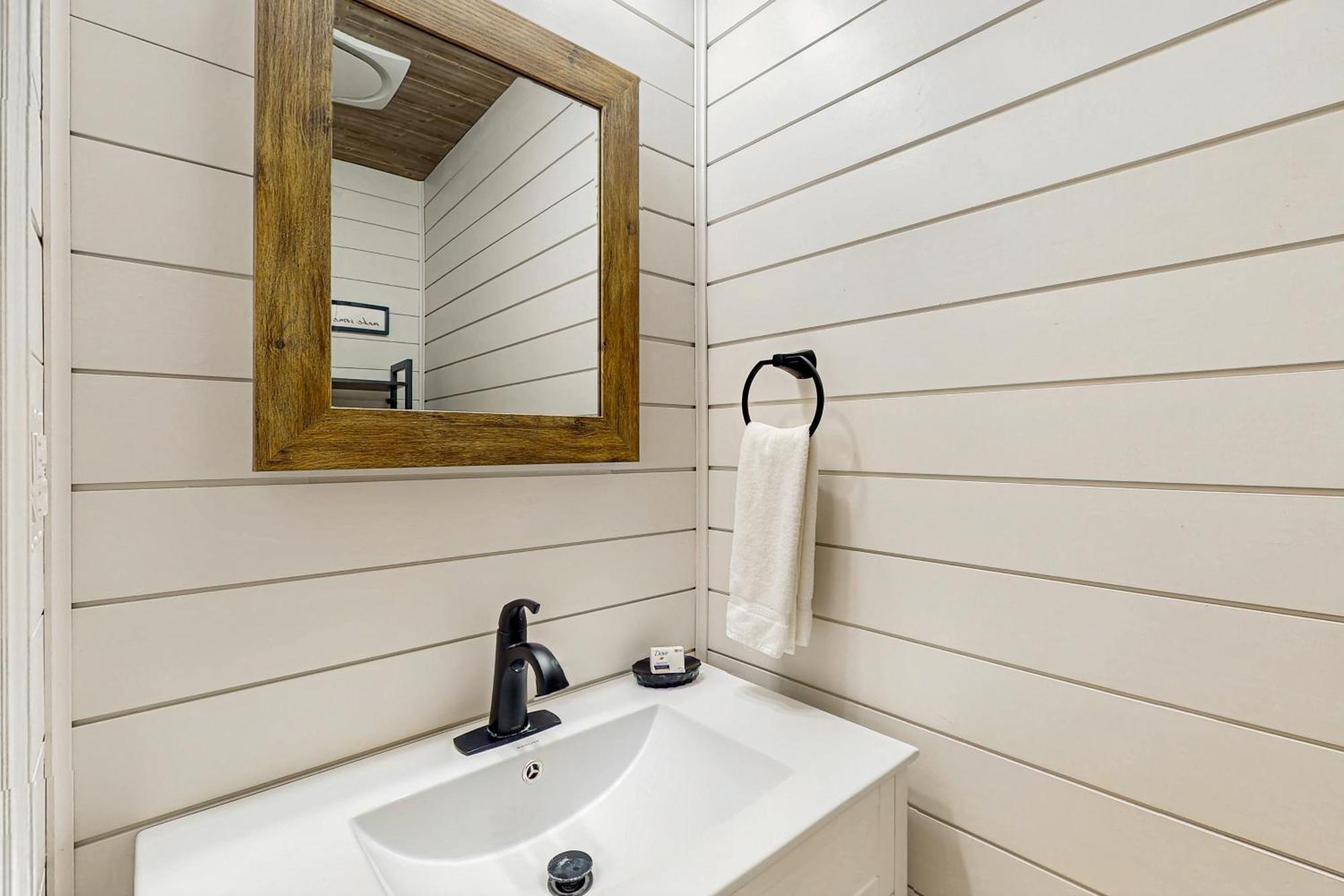 La Playita & Flip Flop Fun Villa St. George Island Room photo